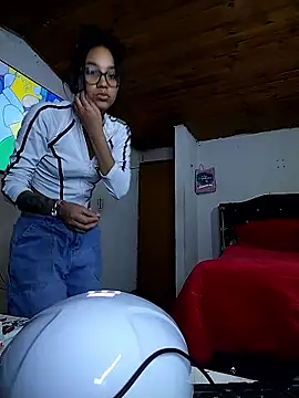 Snapshot of lyam_ebony_ chatting on January 2026 03:34:01 AM lyam ebony online show from January 2026 03:34:01 AM