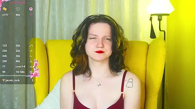 Snapshot of LatinaHuguenin chatting on March 2026 07:09:02 PM LatinaHuguenin online show from March 2026 07:09:02 PM