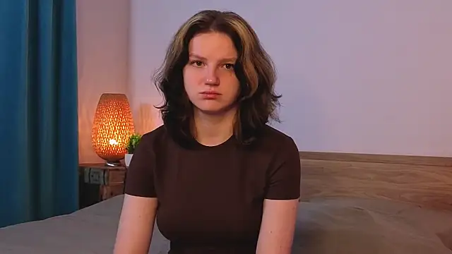 Snapshot of LatinaHuguenin chatting on April 2026 09:12:01 PM LatinaHuguenin online show from April 2026 09:12:01 PM