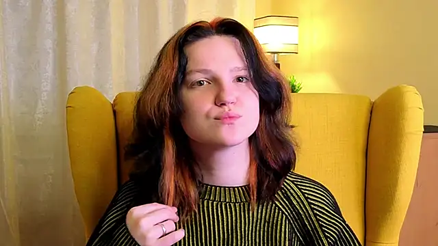 Snapshot of LatinaHuguenin chatting on April 2026 09:09:01 PM LatinaHuguenin online show from April 2026 09:09:01 PM