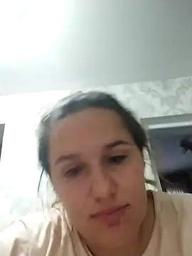 Snapshot of Laryssa2005 chatting on November 2025 11:54:01 AM Laryssa2005 online show from November 2025 11:54:01 AM