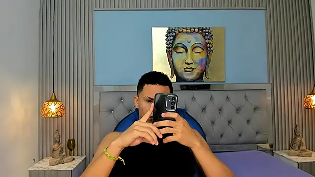 Liams18 online show from April 2026 03:53:02 AM