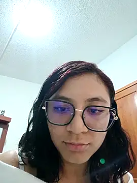 monFrandyd online show from November 2025 04:00:02 AM