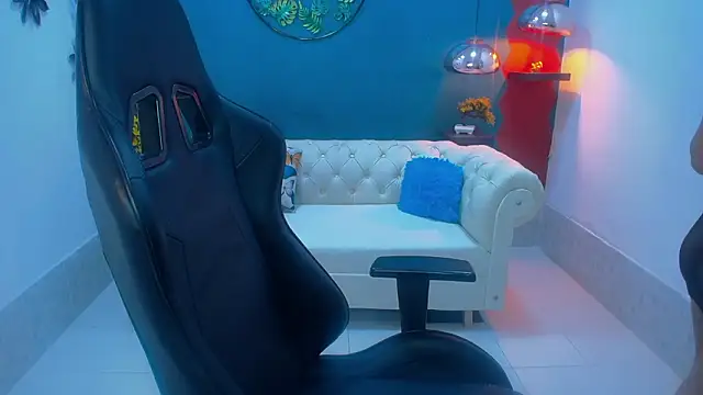 Scandarkmarie online show from January 2026 11:30:01 PM