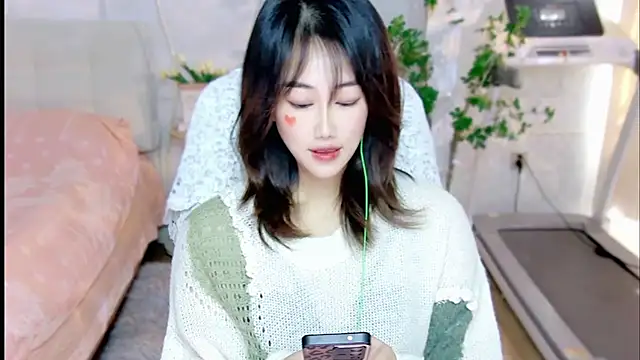 Snapshot of tutumissy chatting on November 2025 06:48:01 AM tutumissy online show from November 2025 06:48:01 AM