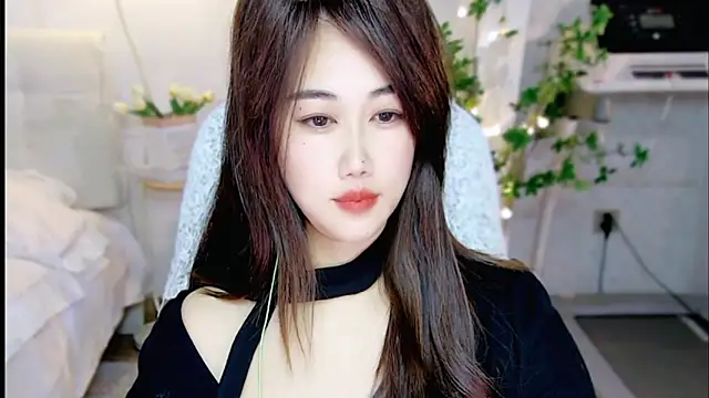 Snapshot of tutumissy chatting on December 2025 02:00:01 PM tutumissy online show from December 2025 02:00:01 PM