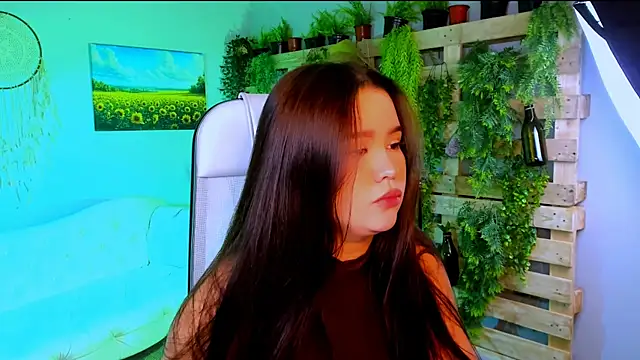 Snapshot of AnnaGarcias_ chatting on November 2025 12:39:02 PM AnnaGarcias online show from November 2025 12:39:02 PM