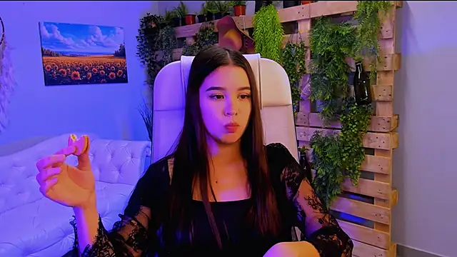 Snapshot of AnnaGarcias_ chatting on November 2025 12:08:02 PM AnnaGarcias online show from November 2025 12:08:02 PM