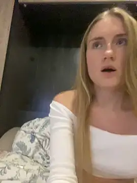 olliebells online show from December 2025 12:43:02 PM