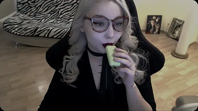 fromsun forsoul777 online show from November 2025 11:32:02 AM