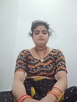 Snapshot of Riya_lovely0143 chatting on June 2026 11:16:02 PM Riya lovely0143 online show from June 2026 11:16:02 PM