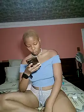 Prettyflowea online show from November 2025 12:55:02 AM