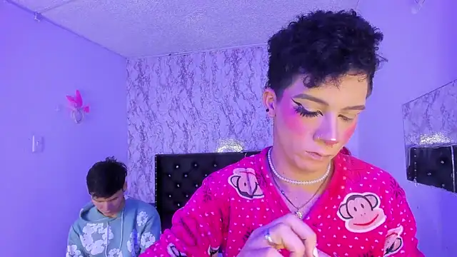 Lovers Spicy online show from November 2025 01:25:02 PM