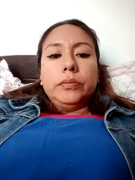 Snapshot of Zulreyna chatting on March 2026 03:39:02 PM Zulreyna online show from March 2026 03:39:02 PM