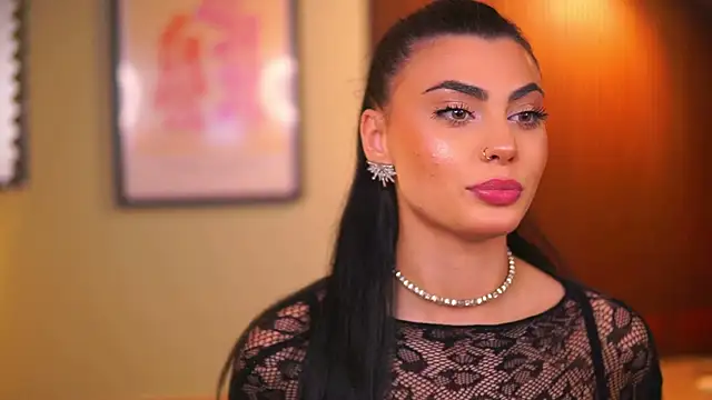 RavennaDArcy online show from November 2025 08:13:02 PM