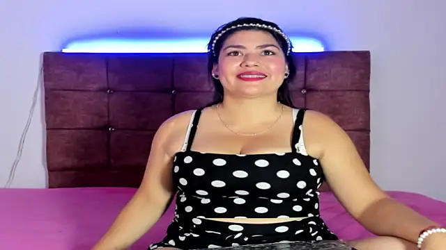 Snapshot of NoirAntonela chatting on November 2025 06:06:02 PM NoirAntonela online show from November 2025 06:06:02 PM