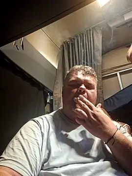 Snapshot of Grase44 chatting on November 2025 03:02:01 PM Grase44 online show from November 2025 03:02:01 PM