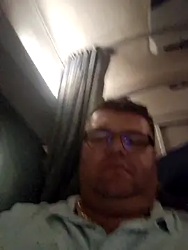 Snapshot of Grase44 chatting on November 2025 12:53:02 AM Grase44 online show from November 2025 12:53:02 AM