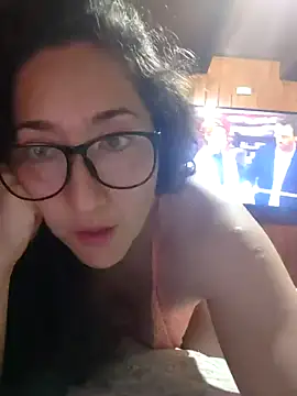 Snapshot of _sweetdelight_ chatting on April 2026 02:34:01 AM sweetdelight online show from April 2026 02:34:01 AM