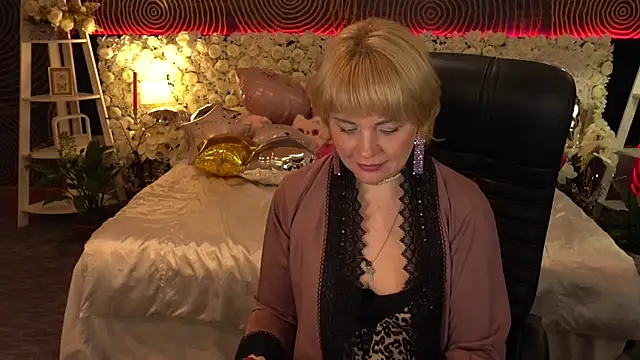 AmaraNights online show from April 2026 07:05:02 PM