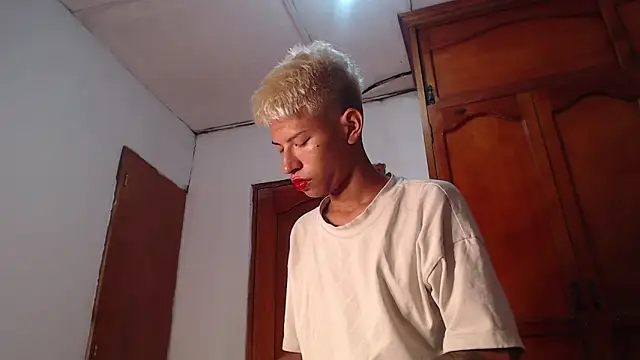 Tessachains 2  online show from February 2026 12:06:02 PM