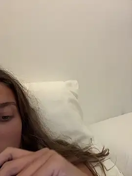 lounaaxangel online show from November 2025 04:07:02 PM