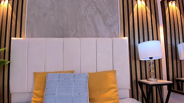 Snapshot of Carlotta_de_velour chatting on May 2026 03:02:01 AM Carlotta de velour online show from May 2026 03:02:01 AM