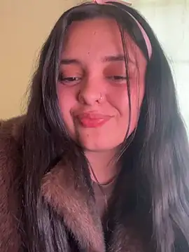 candicewest  online show from April 2026 06:16:01 PM