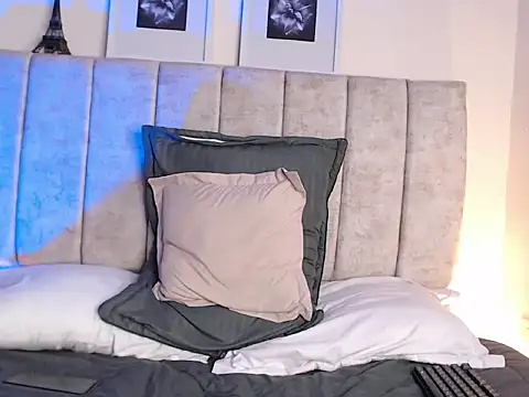 anicarter online show from November 2025 07:23:02 PM