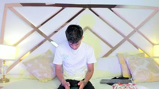 Aitana valverde online show from November 2025 07:47:01 PM