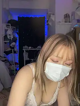 Snapshot of MISIRINN chatting on March 2026 04:57:01 PM MISIRINN online show from March 2026 04:57:01 PM