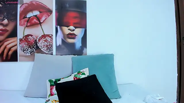 Andhrea Vale online show from November 2025 11:36:02 AM