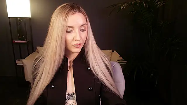 Snapshot of _Mi1a_ chatting on April 2026 08:56:01 AM Mi1a online show from April 2026 08:56:01 AM