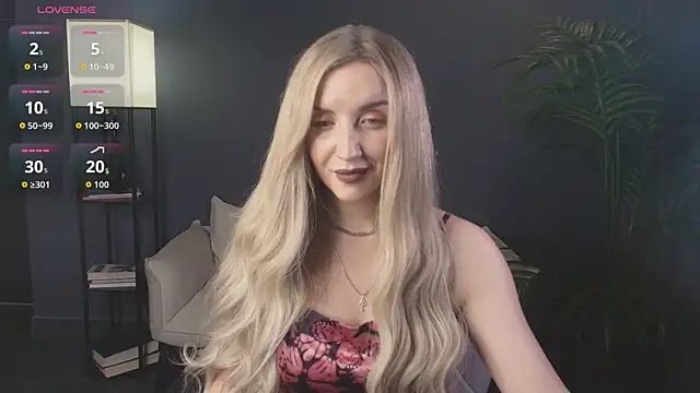 Snapshot of _Mi1a_ chatting on May 2026 08:31:01 AM Mi1a online show from May 2026 08:31:01 AM