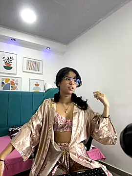  vaiolet owo online show from November 2025 05:38:01 AM