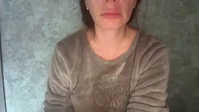 Angelinaa19 online show from February 2026 12:02:02 PM