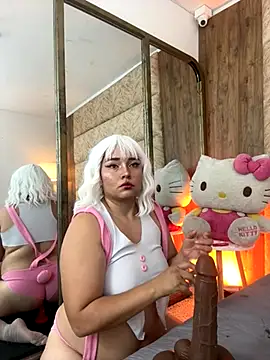 Snapshot of Brenda-Rosse chatting on November 2025 08:56:01 PM Brenda-Rosse online show from November 2025 08:56:01 PM