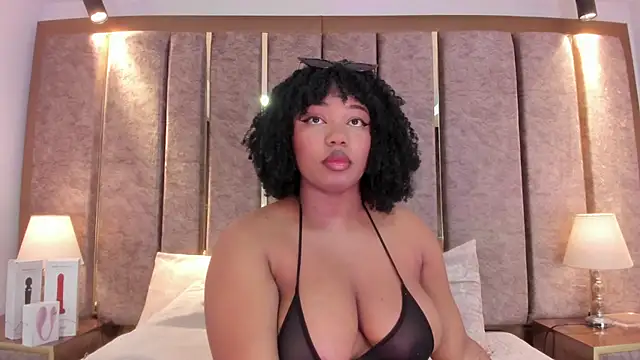 Snapshot of BrendaFernandez_ chatting on April 2026 01:27:02 PM BrendaFernandez online show from April 2026 01:27:02 PM