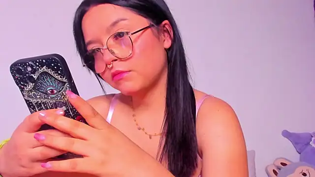 Snapshot of amy__a chatting on March 2026 07:03:02 AM amy a online show from March 2026 07:03:02 AM