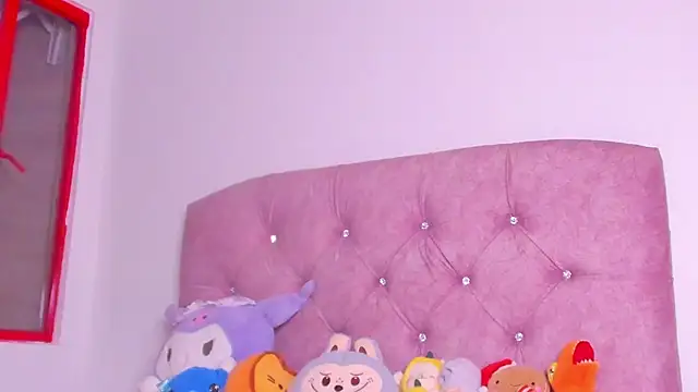 Snapshot of amy__a chatting on April 2026 08:10:01 AM amy a online show from April 2026 08:10:01 AM