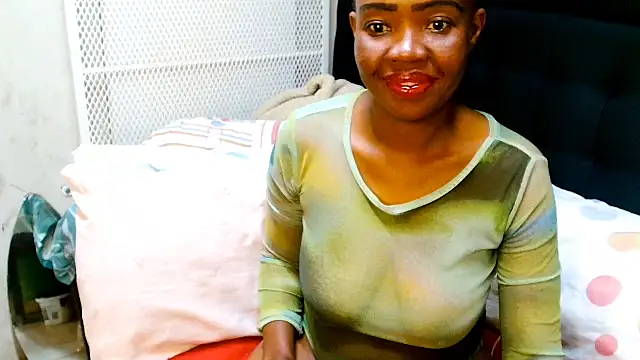 Snapshot of SexyDynamitexxx chatting on April 2026 06:09:02 PM SexyDynamitexxx online show from April 2026 06:09:02 PM