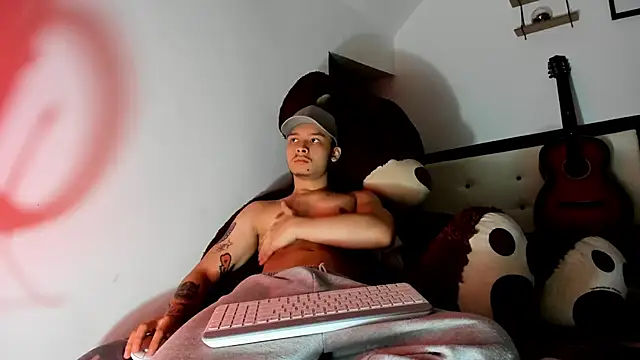 Zeus Jeff online show from December 2025 08:07:02 PM