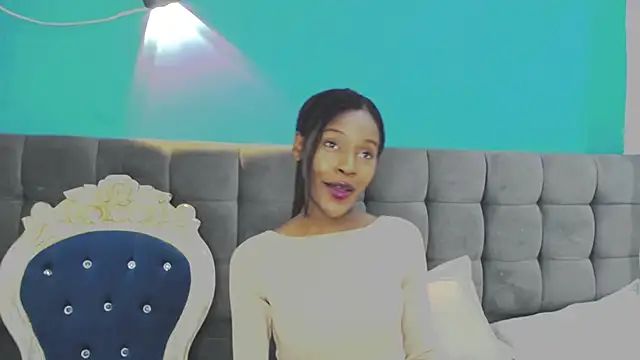 Aliis Love online show from November 2025 11:59:01 PM