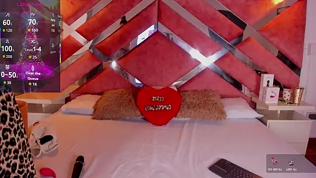 Lily Queen30 online show from December 2025 08:06:02 PM