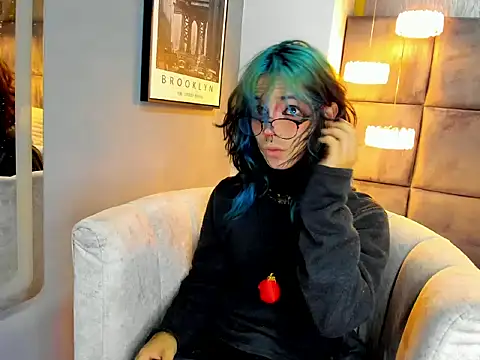 Snapshot of luxiel_ chatting on March 2026 09:04:02 PM luxiel online show from March 2026 09:04:02 PM