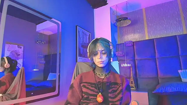 Snapshot of luxiel_ chatting on April 2026 09:39:33 PM luxiel online show from April 2026 09:39:33 PM