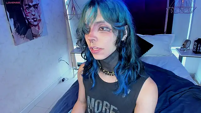 Snapshot of luxiel_ chatting on June 2026 09:15:02 PM luxiel online show from June 2026 09:15:02 PM