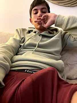 JoseCho18 online show from January 2026 07:41:01 PM