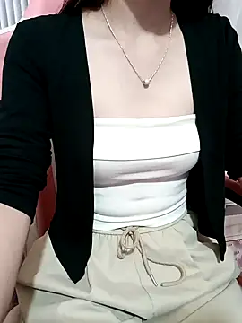 Ella039 online show from December 2025 05:05:01 AM