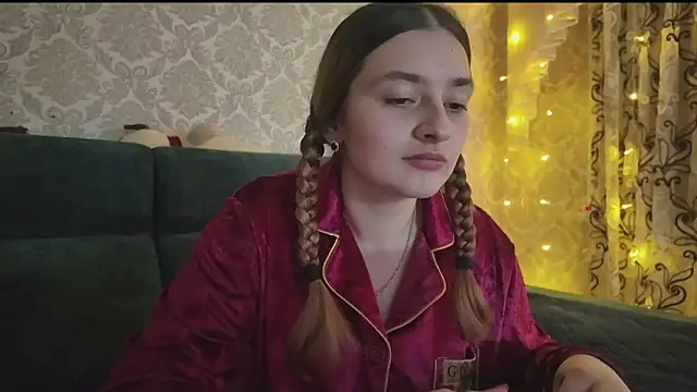 SweetLiaison online show from March 2026 05:51:01 PM